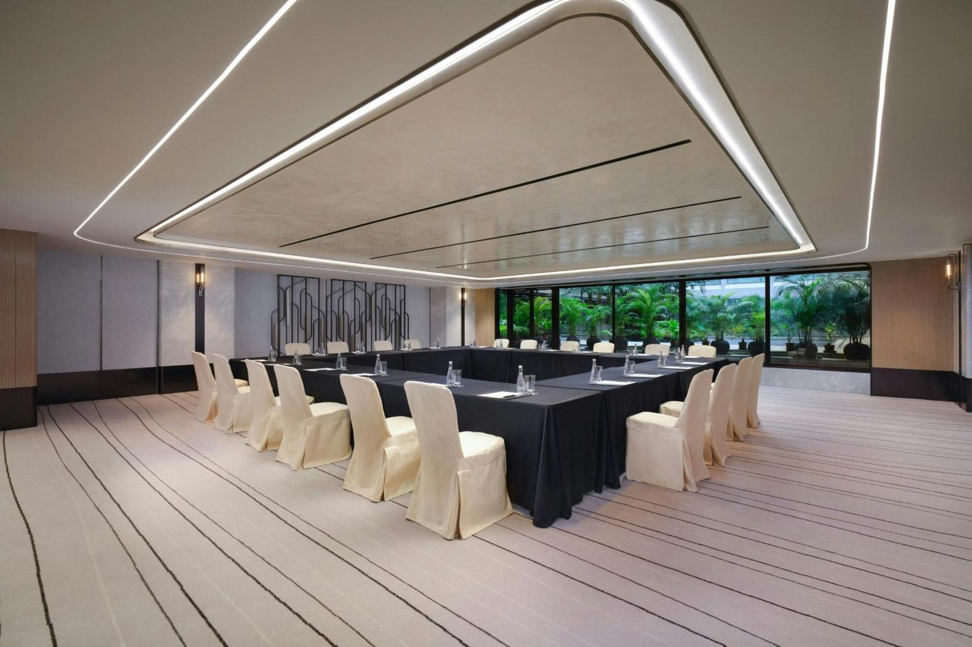 Sheraton Hong Kong Hotel & Towers Exterior foto